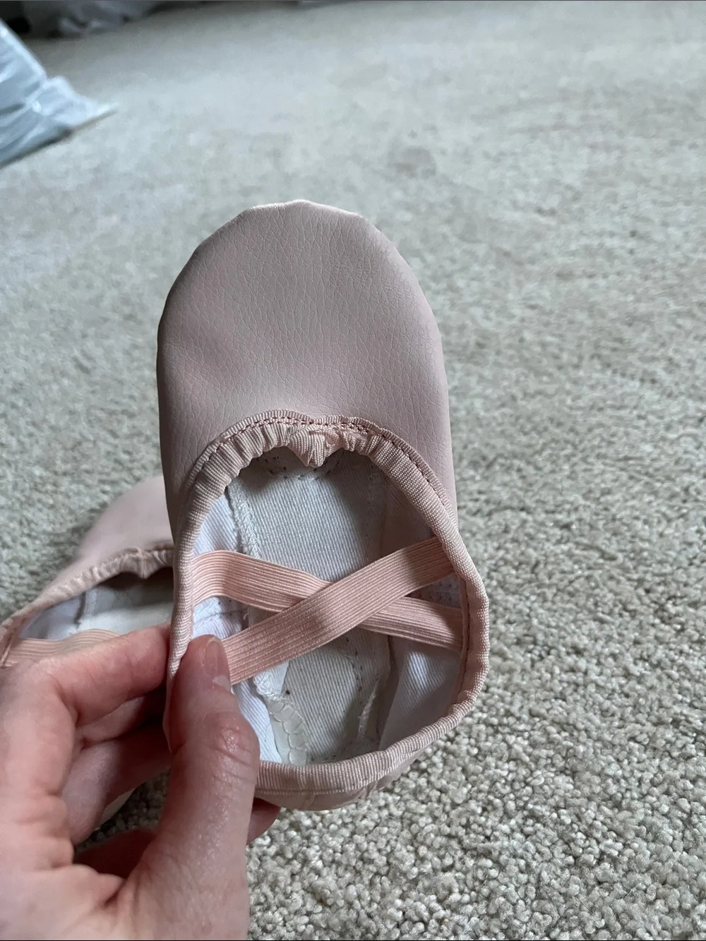 Stelle Soft Pink Leather Girls’ Ballet Slippers with Suede Pads Sz. 8